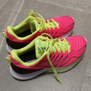Running shoes